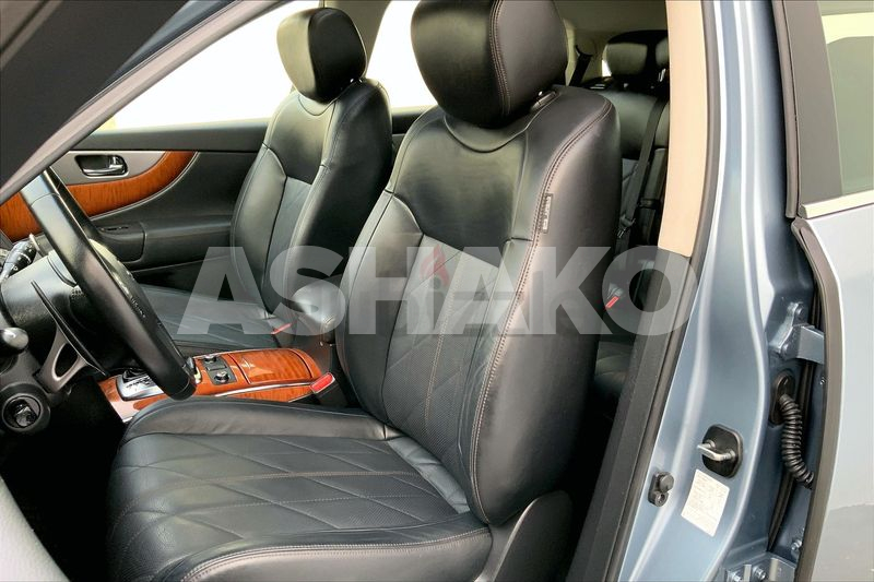 2017 Infiniti Qx70 Luxury Suv 3.7L 6Cyl 329Hp //Low Km // Aed 1,637 /Month //Assured Quality 2 Image