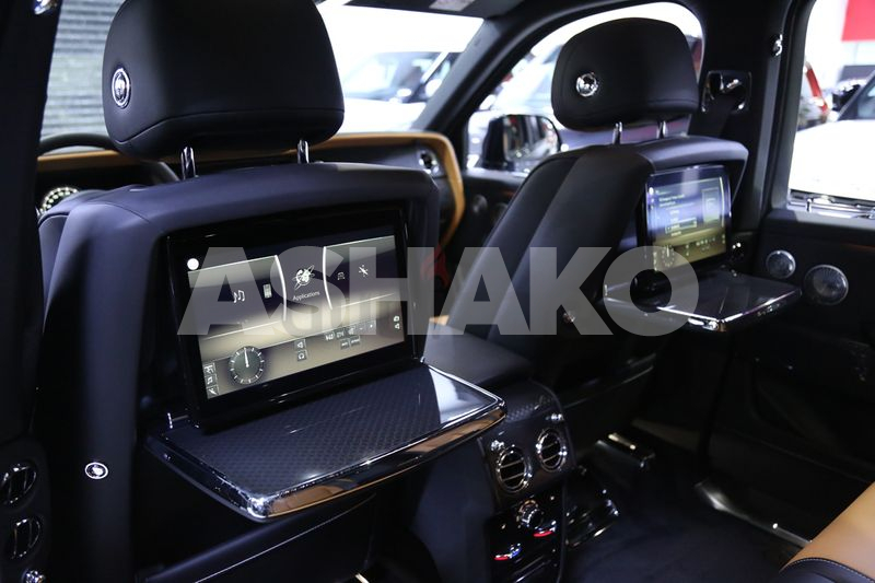 2021!! Brand New Rolls Royce Cullinan **Black Badge Mansory Kit** | Carbon | Bespoke | Starlight | 11 Image
