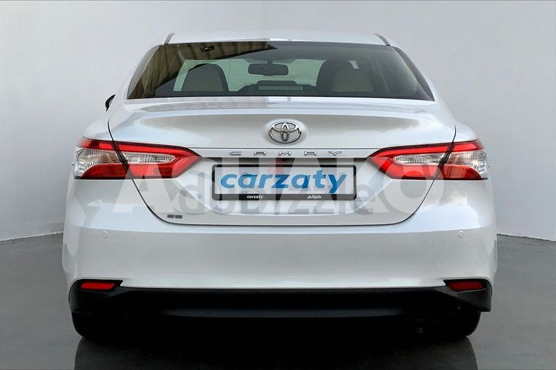 2019 Toyota Camry Se Sedan 2.5L 4Cyl 181Hp// 1,309 Aed / Month //assured Quality 15 Image