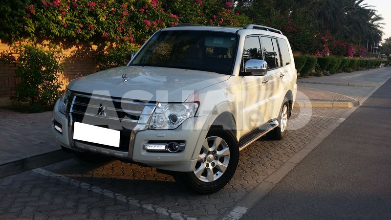 2016 Top Reange Ful Option Pajero Accedent Fre Orgenal Paint Gcc Sun Roof Leather Very Very Good Cou 10 Image