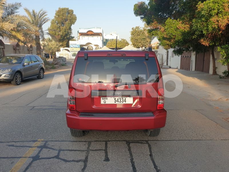 2012 Jeep Cherokee (Dealer Full Service History/Contract) 6 Image