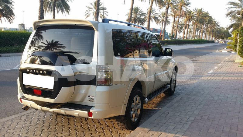 2016 Top Reange Ful Option Pajero Accedent Fre Orgenal Paint Gcc Sun Roof Leather Very Very Good Cou 11 Image