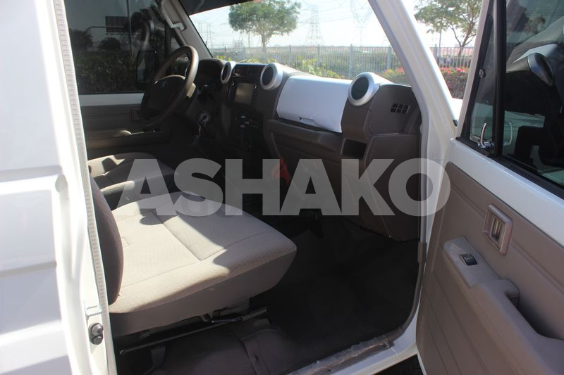 Toyota Land Cruiser  2018 Capsule 2500 Km Only 12 Image