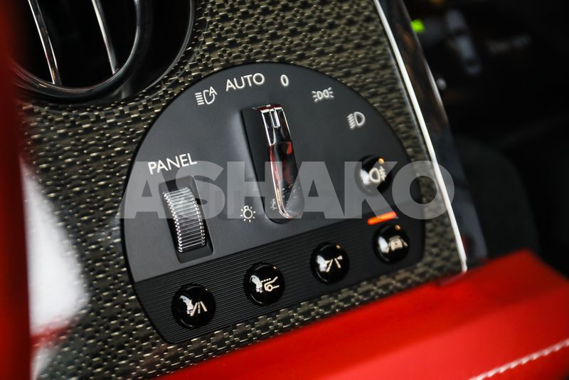 Warranty + Service Until Oct 2023 || Rolls-Royce Wraith Black Badge 2019 Red-Red+Black 9,000 Km 7 Image