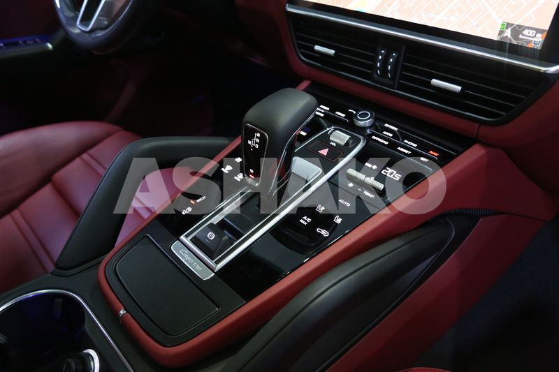 2021!! Brand New Porsche Cayenne **Gts** | Gcc Specs | Bose Sounds | Under Warranty 7 Image