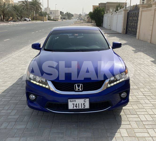 Honda Accord Coupe Sport V4, Gcc, 2015, Sunroof, Excellent Condition 16 Image