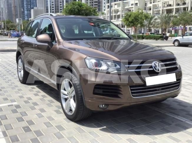 VOLKSWAGEN TOUAREG 2015 - Excellent condition