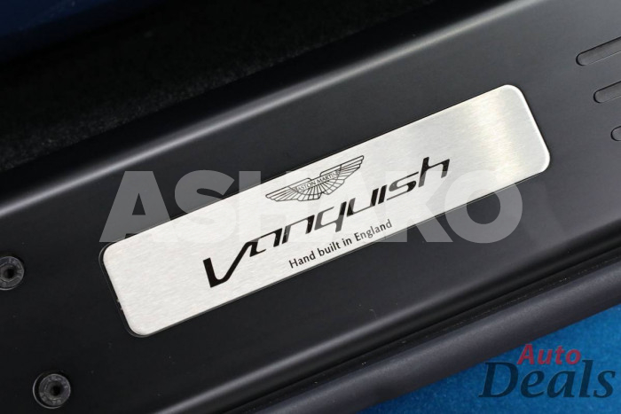 Aston Martin Vanquish Volante 13 Image