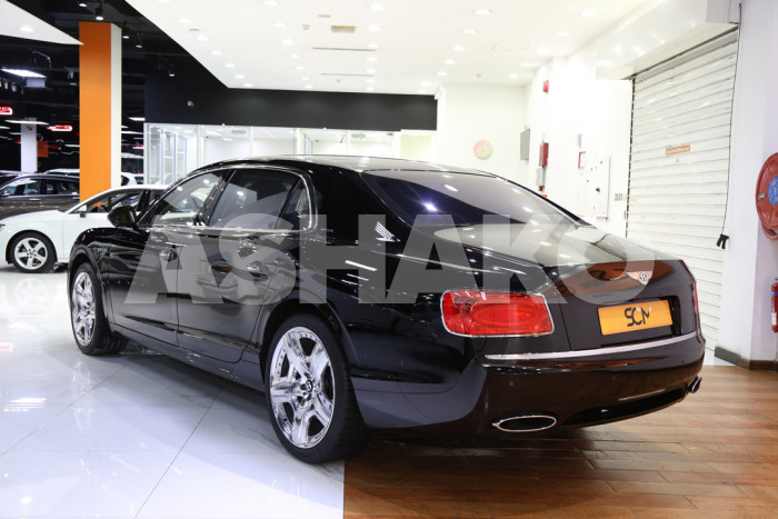 Bentley Flying Spur 6.0L W12 Twin Turbo -Attractive Features!! 6 Image