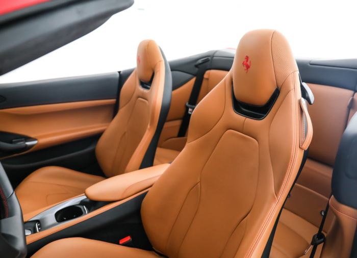 Ferrari Portofino 2019 Red-Tan // Warranty Until Nov 2021 + Service Until Nov 2025 6 Image