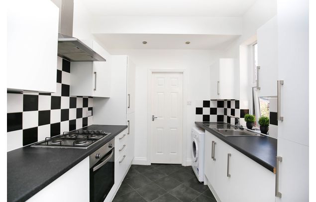 FULLY FURNISHED || AMAZING STD WITH BALCONY || PERFECT FOR INVESTMENT || CALL NOW