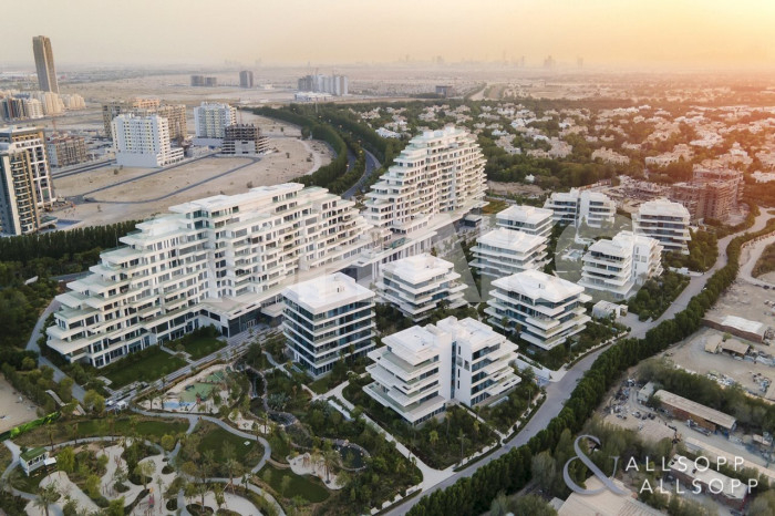 Fully Serviced Duplex Hotel Apartment // Al Barari, Seventh Heaven, Dubai 6 Image