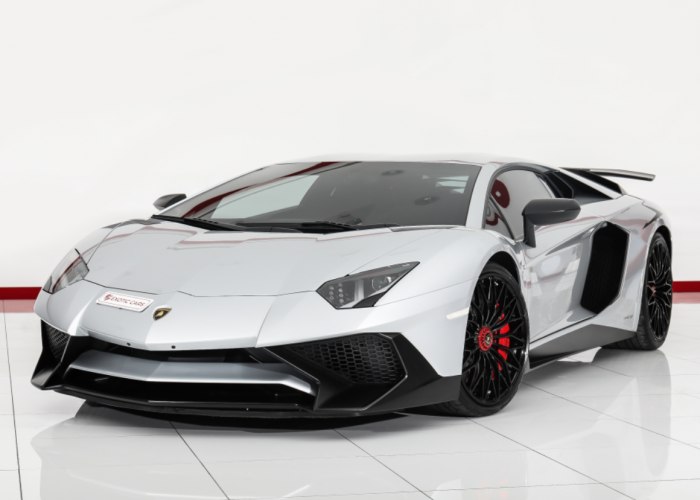 Lamborghini Aventador SV 2016 Silver-Black 7,000 KM