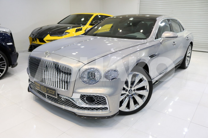 **Original Carbon Fiber From Agency** Bentley Flying Spur,2020, Brand New, GCC Specs, First Edition