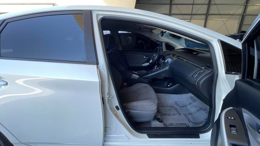 Toyota Fortuner (2012)