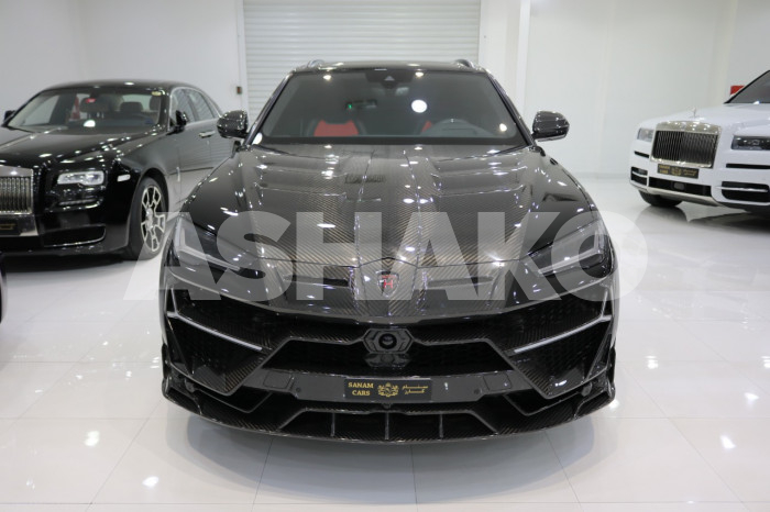 ** Unique Carbon Fiber Kit ** Lamborghini Urus Keyvany, 2020, 6,500Km Only, Gcc Specs 13 Image