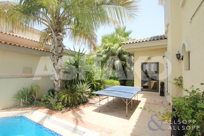 Villa For Rent Palm Jumeirah, Frond D, Garden Home, Dubai 19 Image
