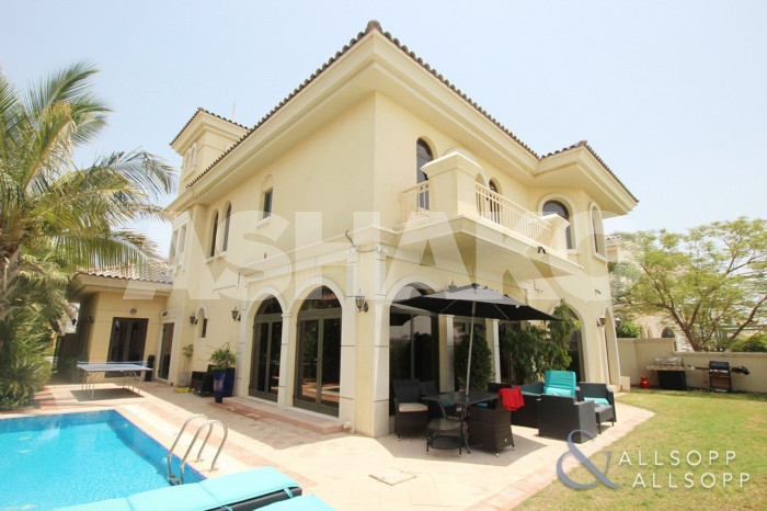 Villa for rent Palm Jumeirah, Frond D, Garden Home, Dubai