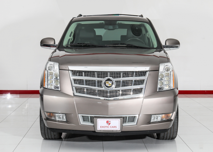Warranty Available || Cadillac Escalade Platinum Esv 2012 Brown-Brown 29,000 Km 4 Image