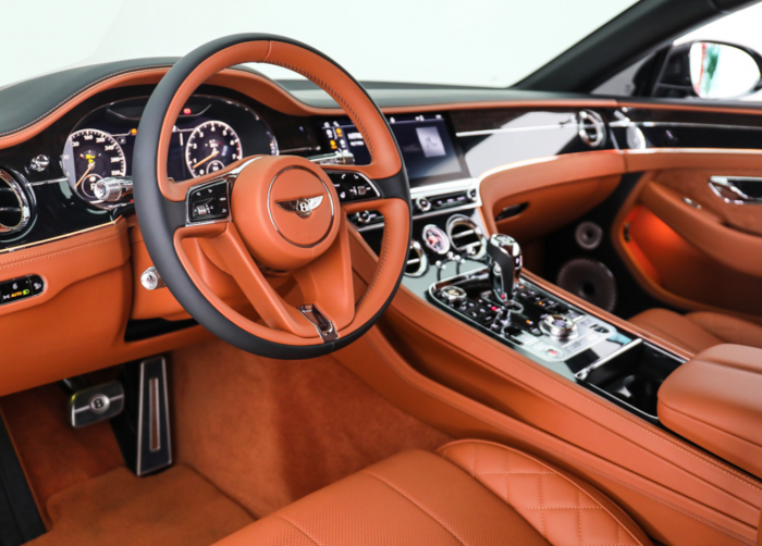 Warranty Until Dec 2022 || Bentley Gt 2020 Black-Tan 5,000 Km 7 Image