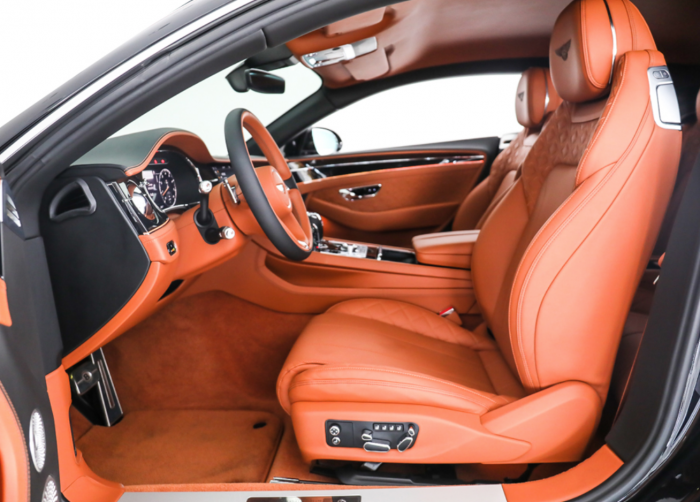 Warranty Until Dec 2022 || Bentley Gt 2020 Black-Tan 5,000 Km 12 Image